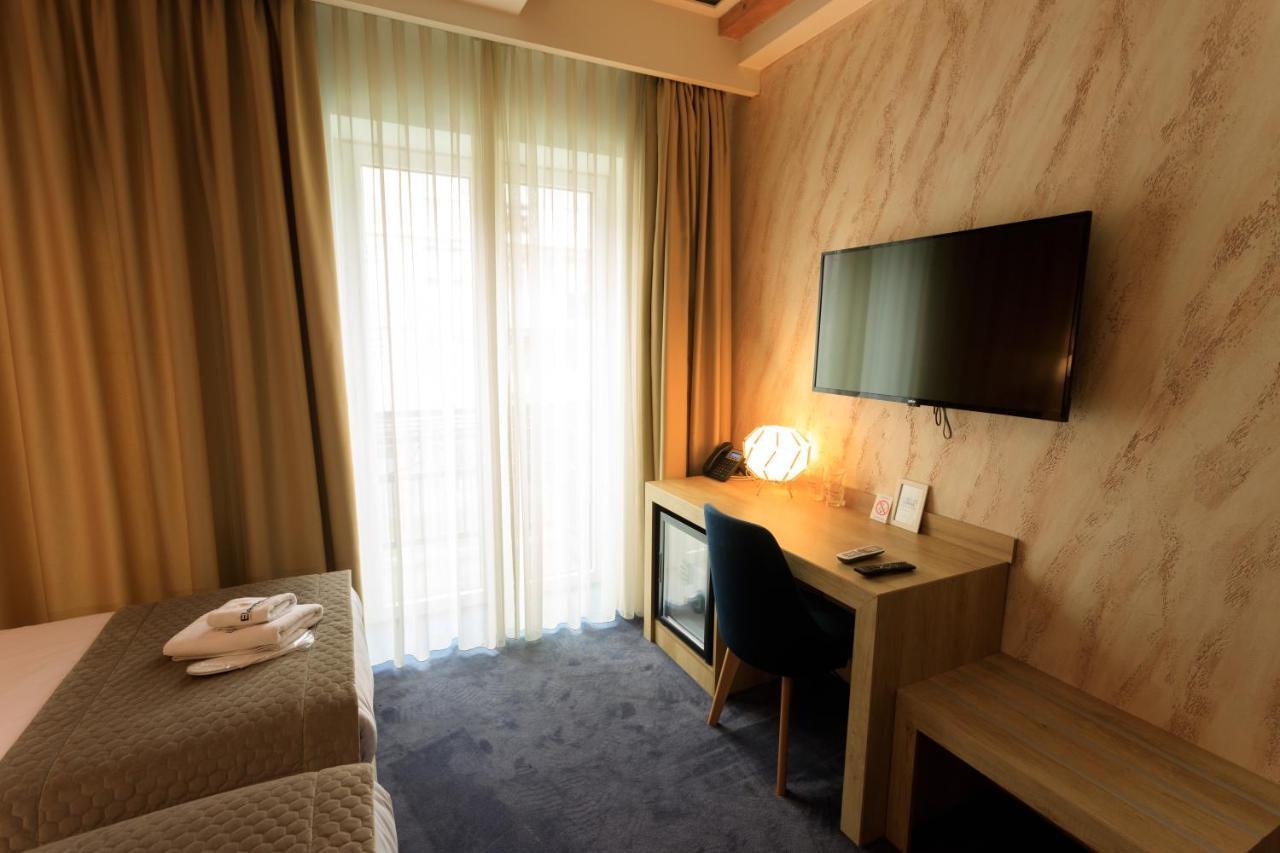 Hotel Elements Novi Pazar Bagian luar foto