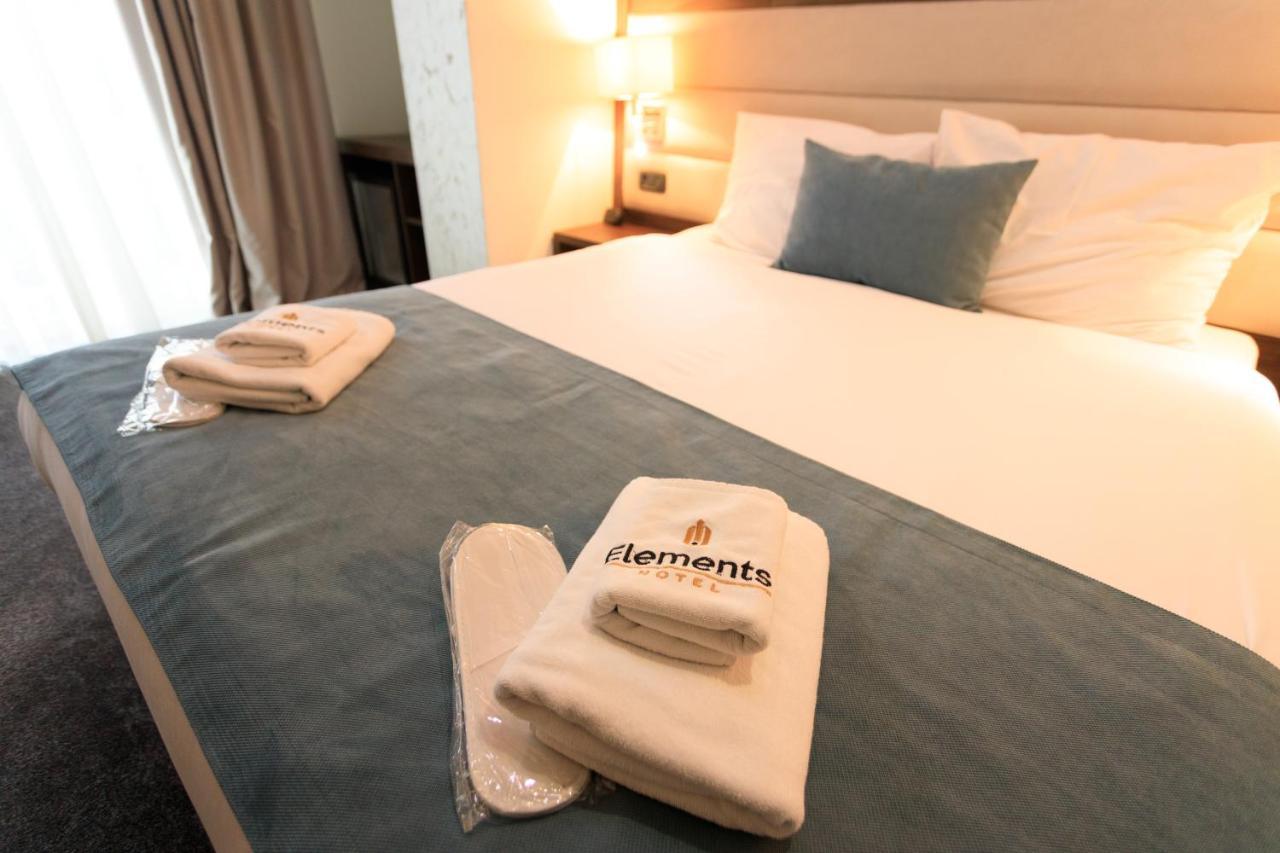Hotel Elements Novi Pazar Bagian luar foto