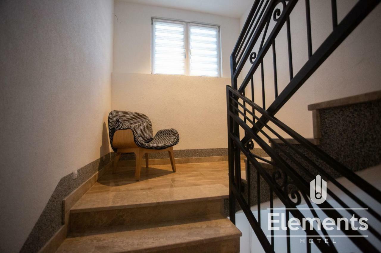 Hotel Elements Novi Pazar Bagian luar foto